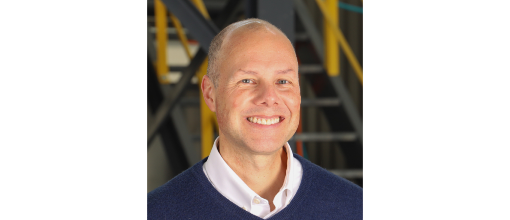 Monit headshot photo