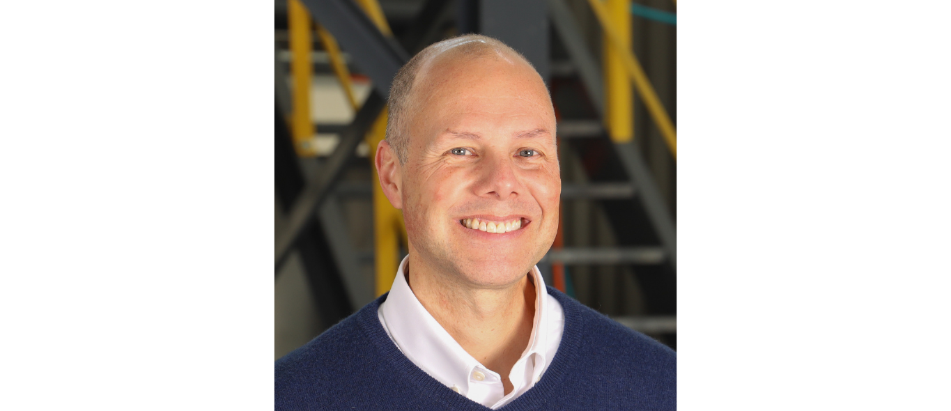 Monit headshot photo