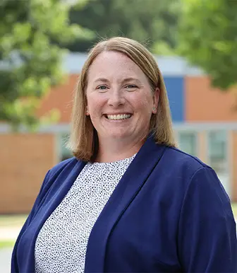 Thomas headshot photo